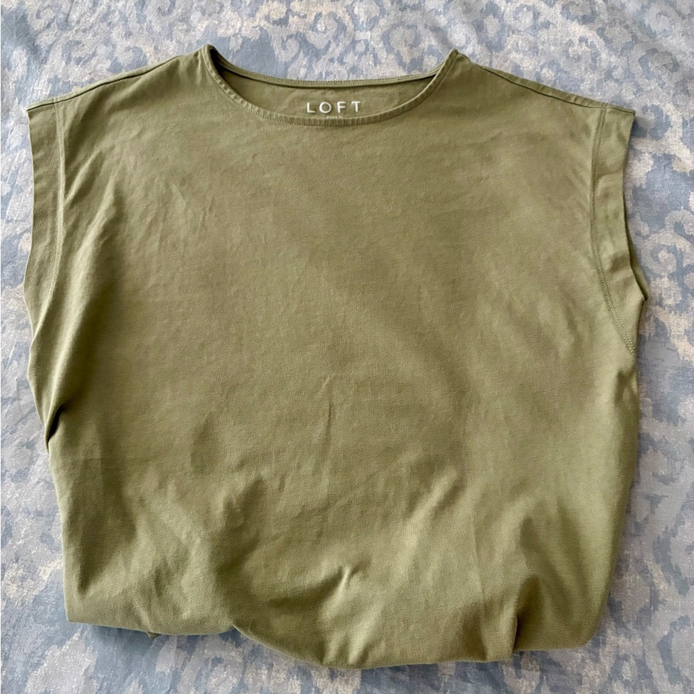 Loft modern wedge tee soft green XXSP